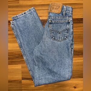 Vintage Levi’s 550 Orange Tab Slim Straight Jeans 24x27 Model Off Duty